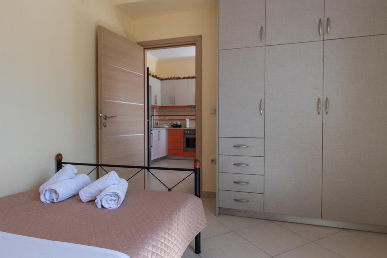 Kalamata Alex Apartments II Buitenkant foto